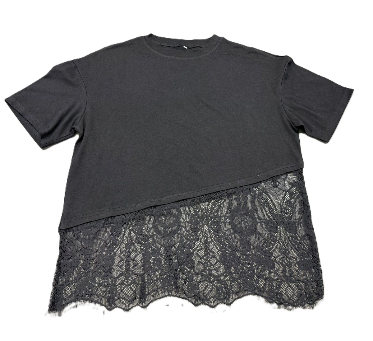 Scalloped Lace Hem Boxy Short Sleeve Tee - Black