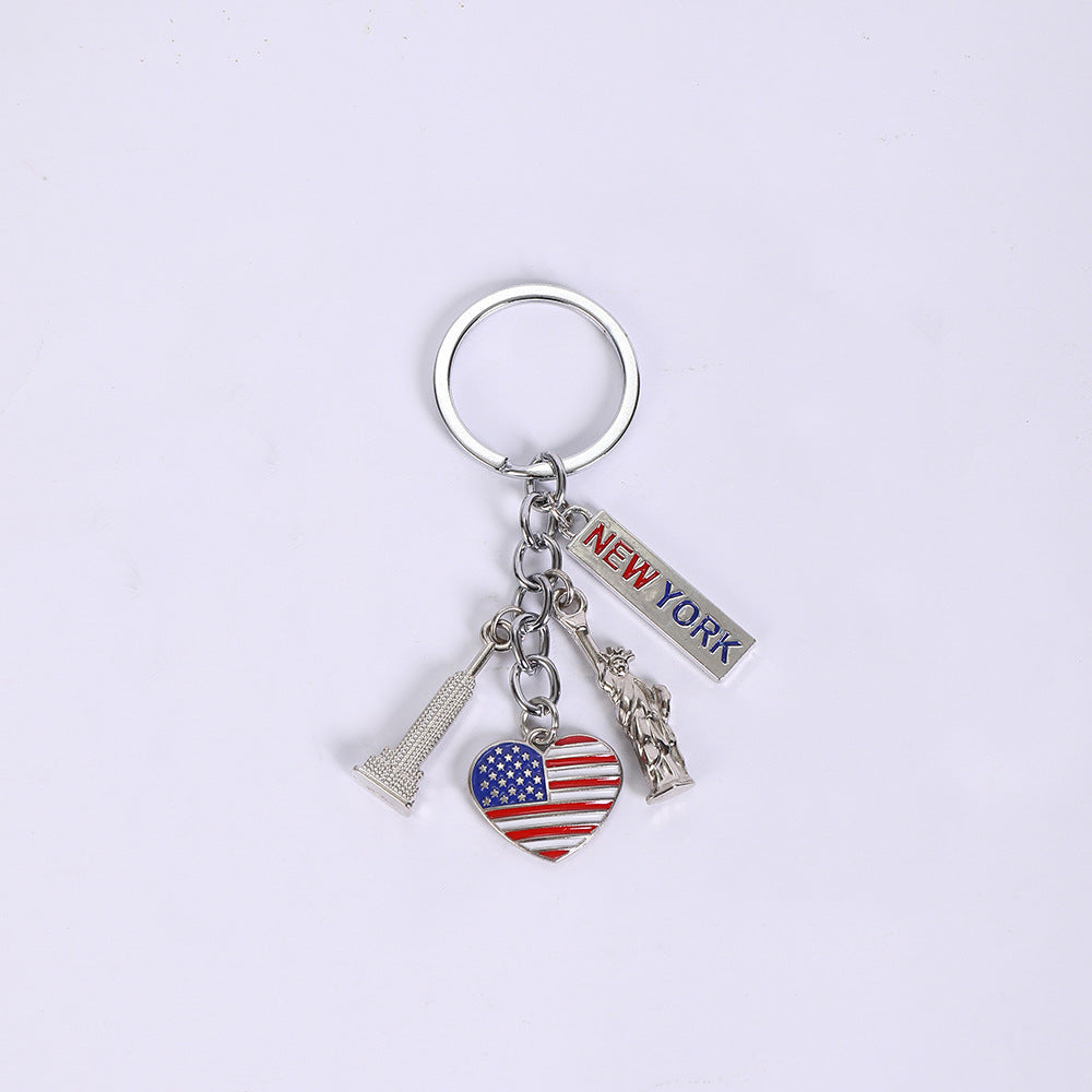New York Skyline Charm Souvenir Keychain - Heart