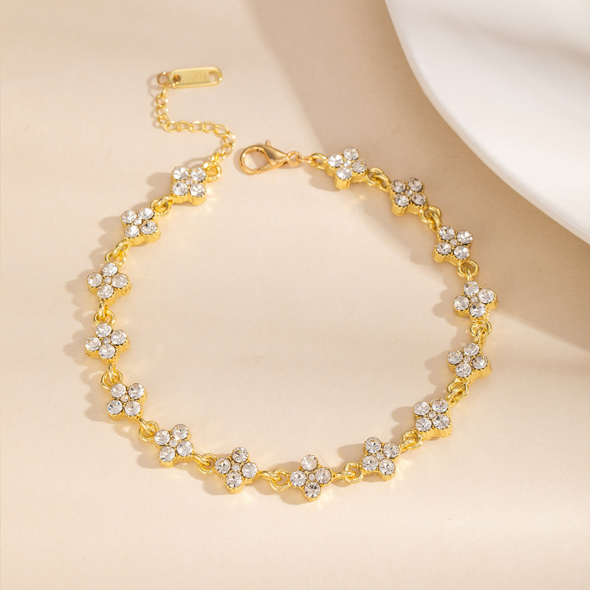 Four Leaf Clover Crystal Chain Bracelet with Extender - White