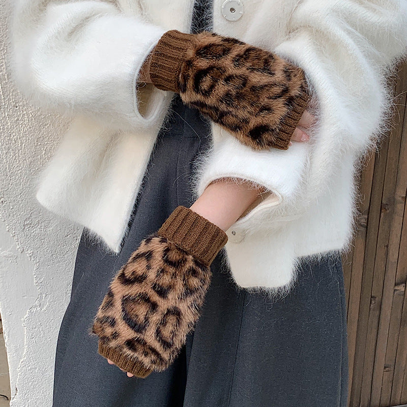 Leopard Fingerless Gloves With Ribbed Cuff - Coffee
