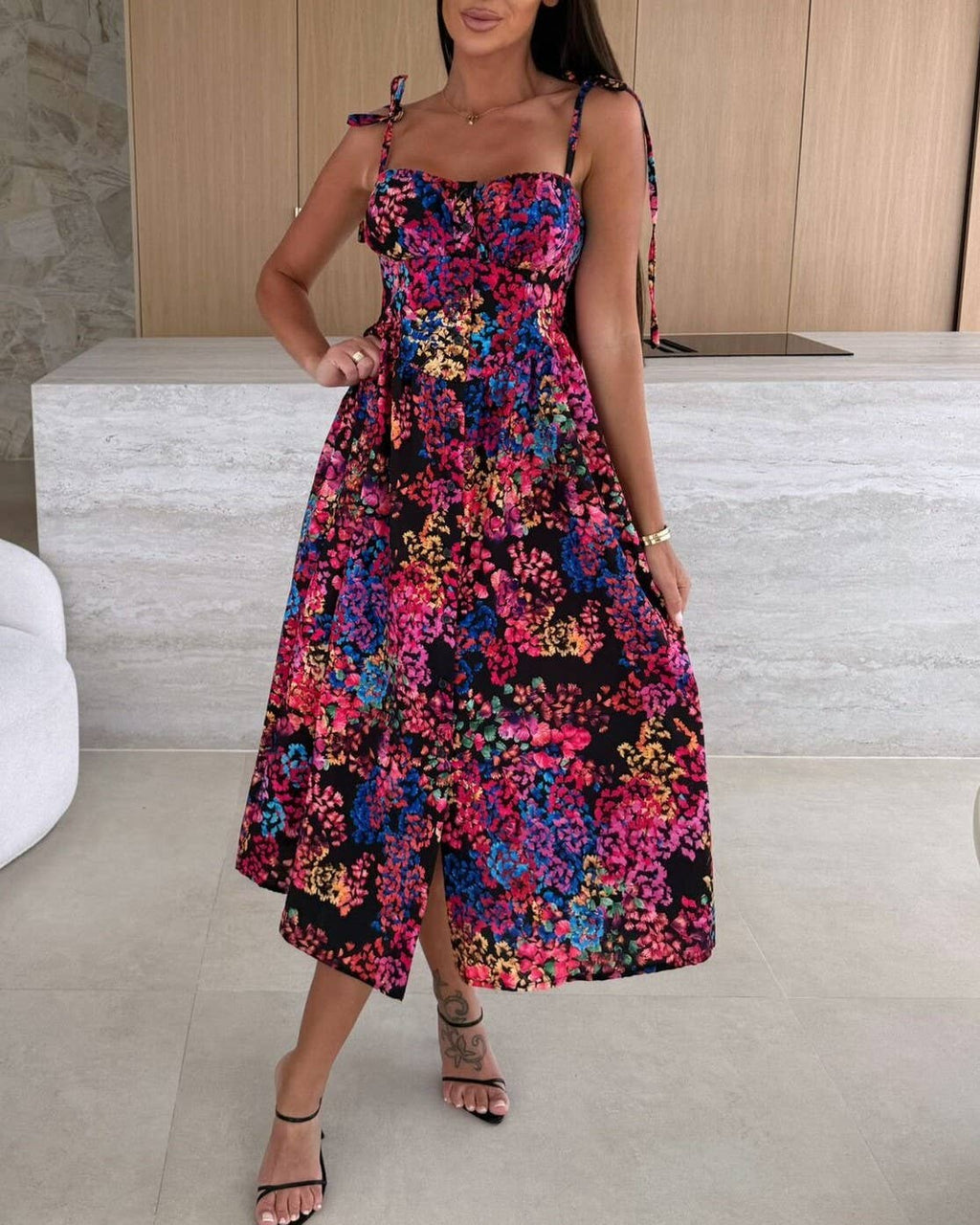 Floral Tie Strap Sweetheart Midi Dress