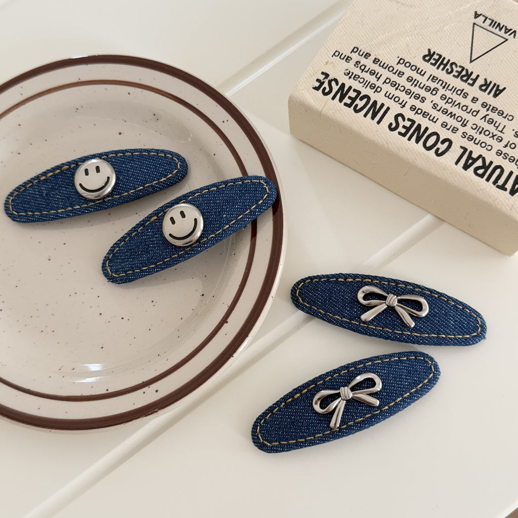 Smiley Face and Bow Snap Hair Barrettes - view 1