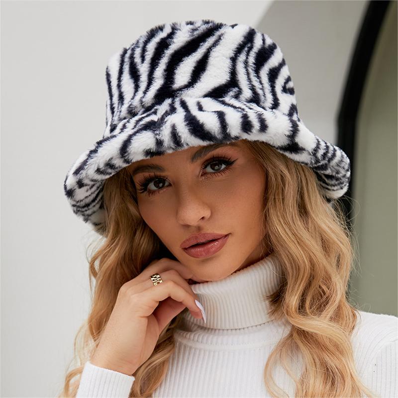 Faux Fur Animal Print Bucket Hat - white