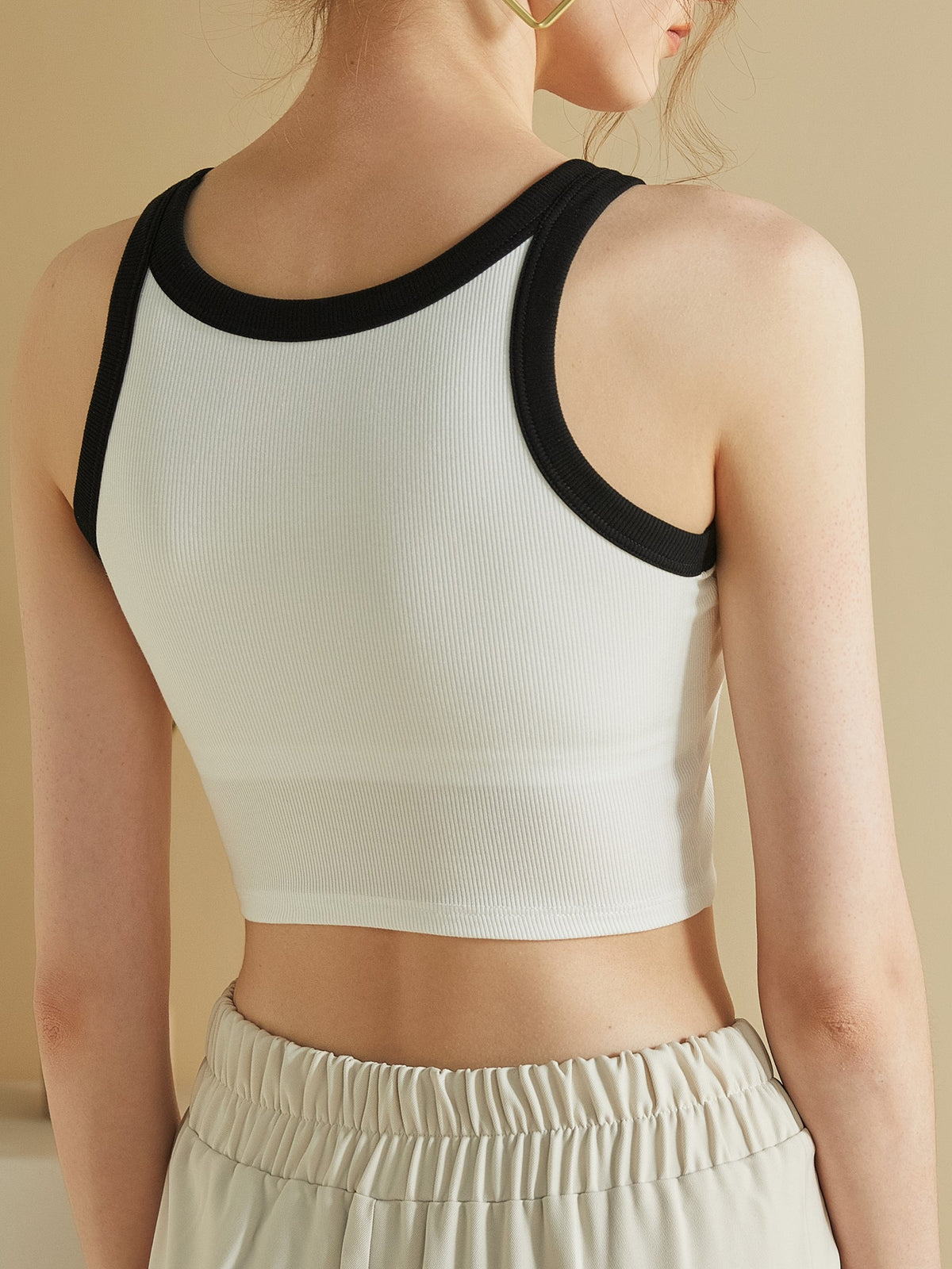 Ribbed Contrast Binding Crop Tank Top - White - 6