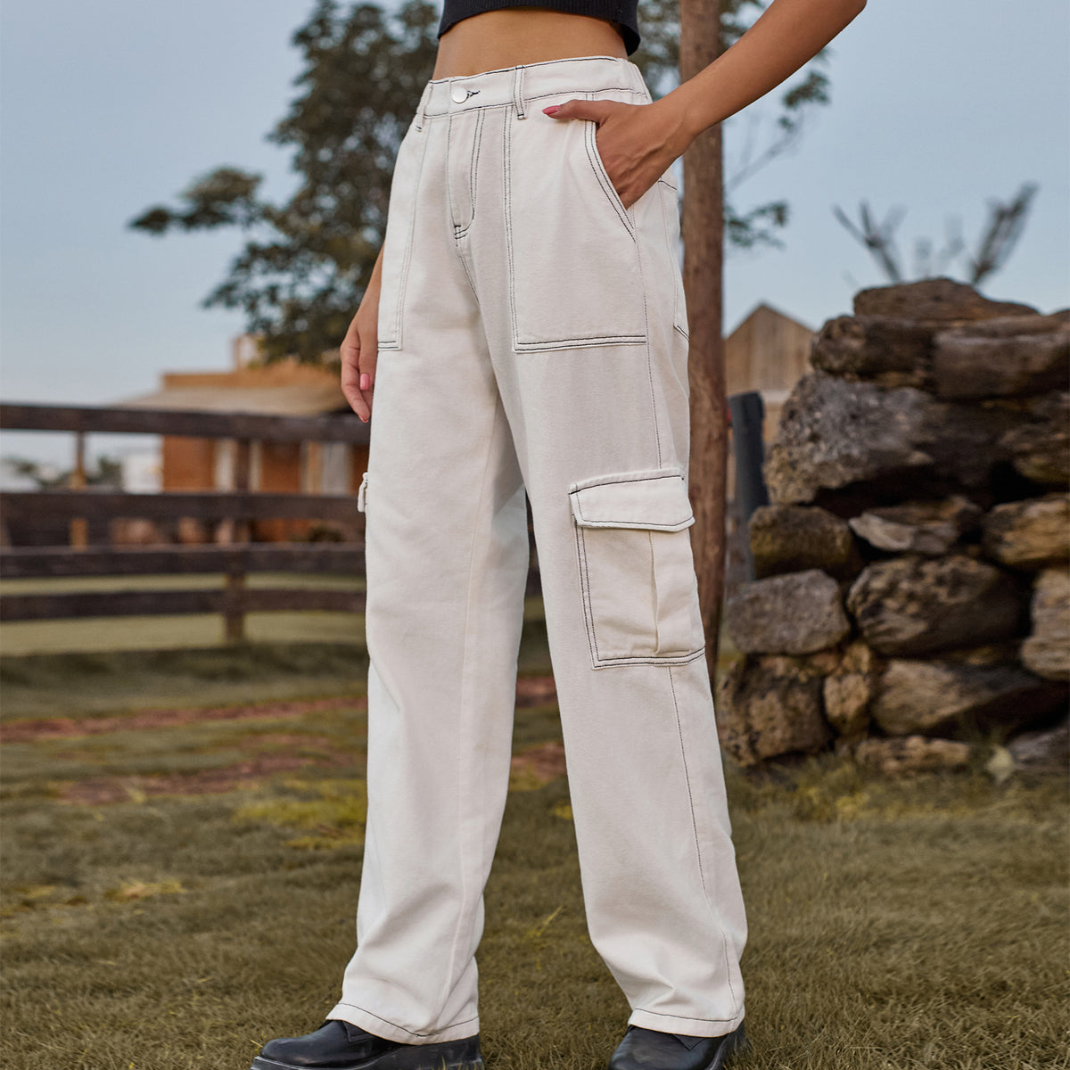 Contrast Stitch Cargo Straight Leg Jeans - White - 4