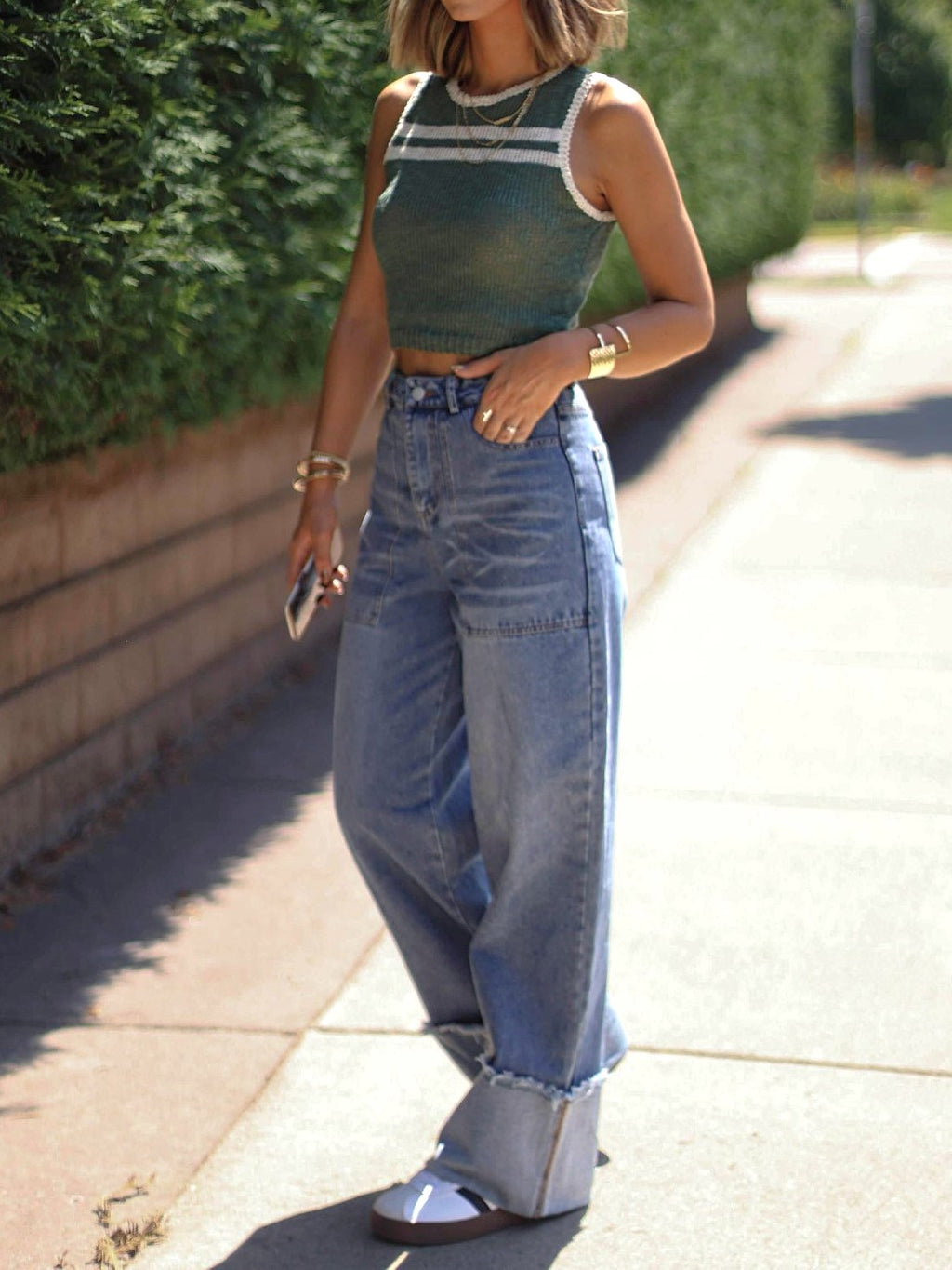 Wide Leg Jeans With Oversized Turn Up Cuffs - Blue - 2