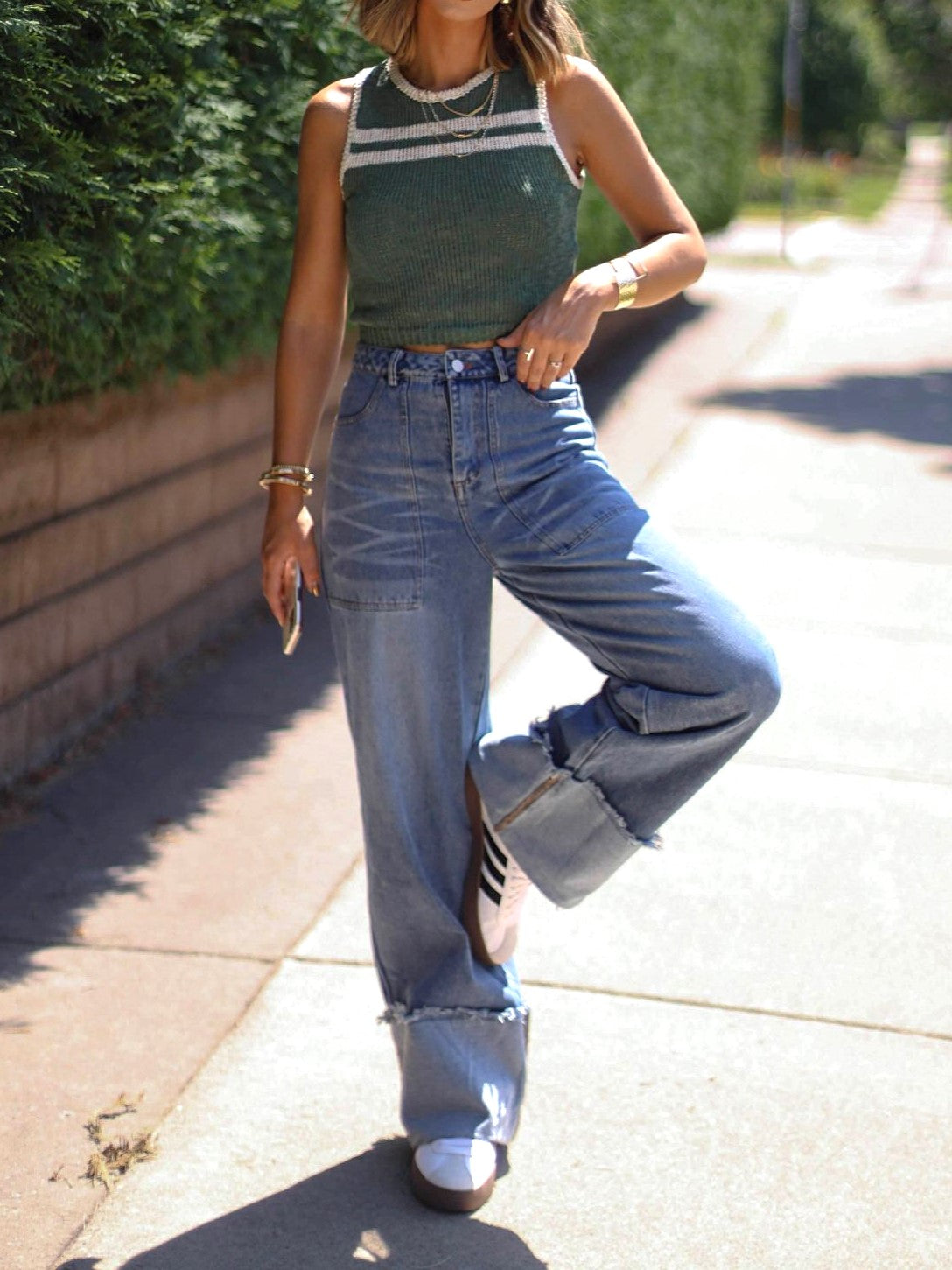 Wide Leg Jeans With Oversized Turn Up Cuffs - Blue - 6