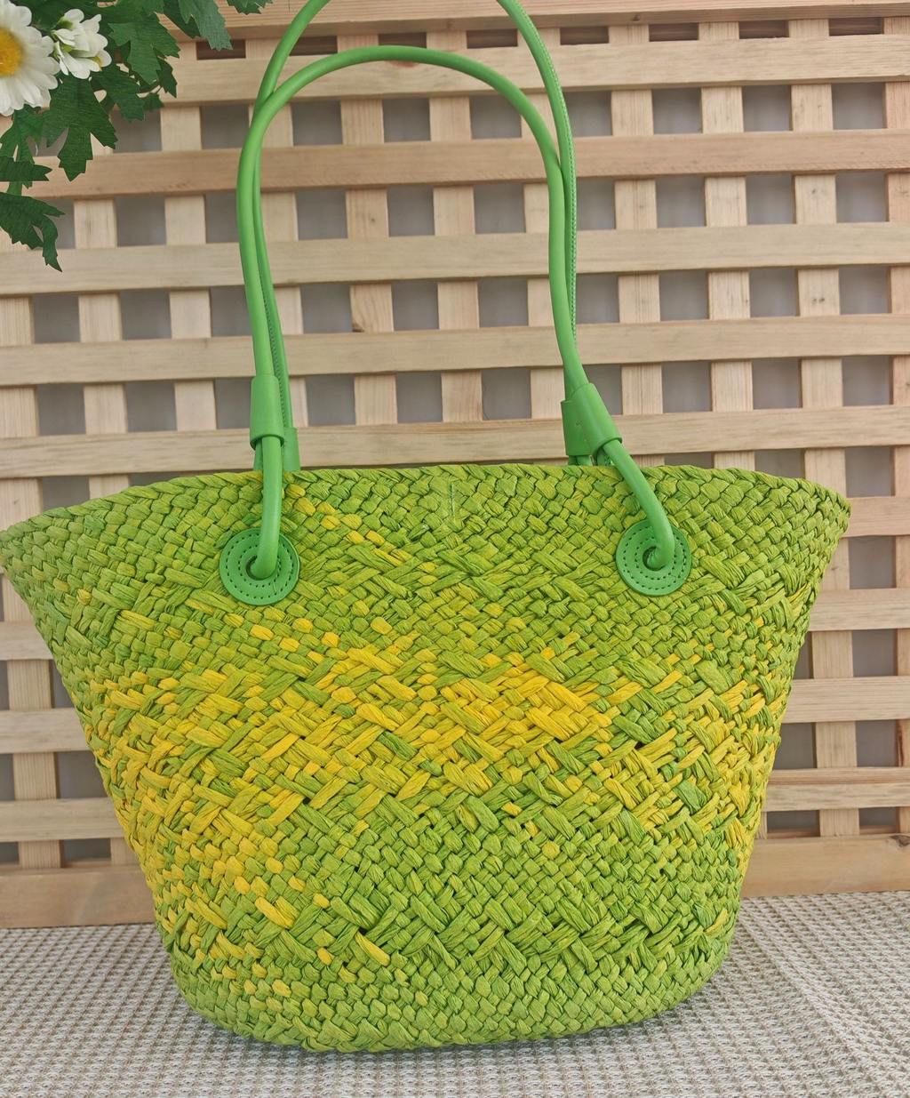 Ombre Woven Straw Basket Tote Bag - Green