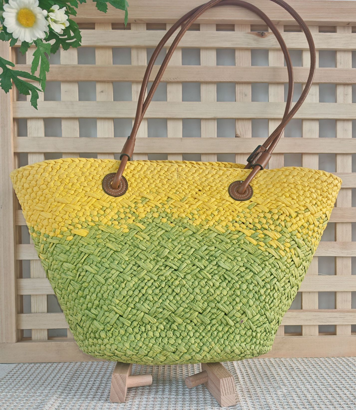 Ombre Woven Straw Basket Tote Bag - YGreen