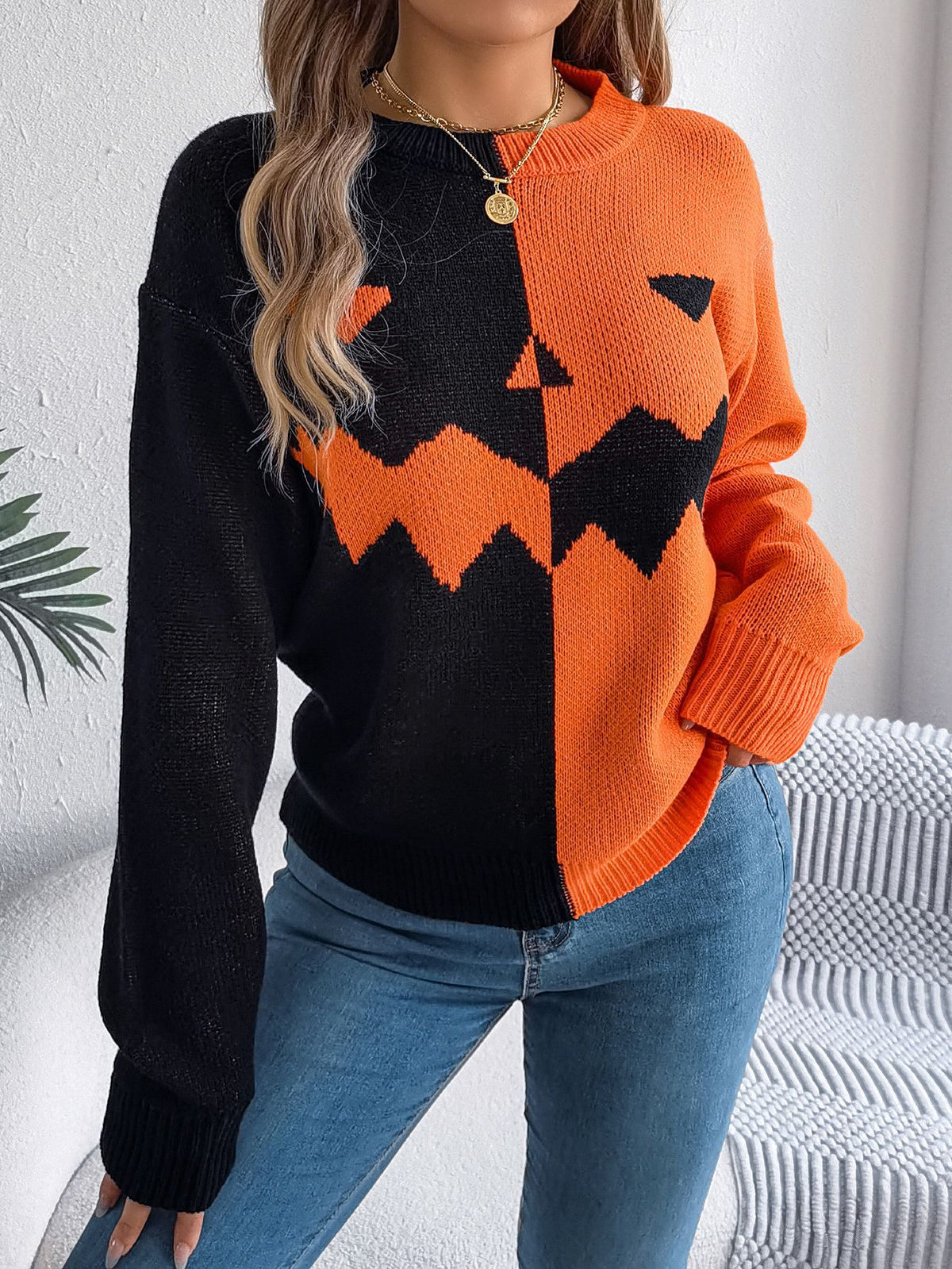 Split Contrast Carved Face Halloween Knit Sweater - Orange