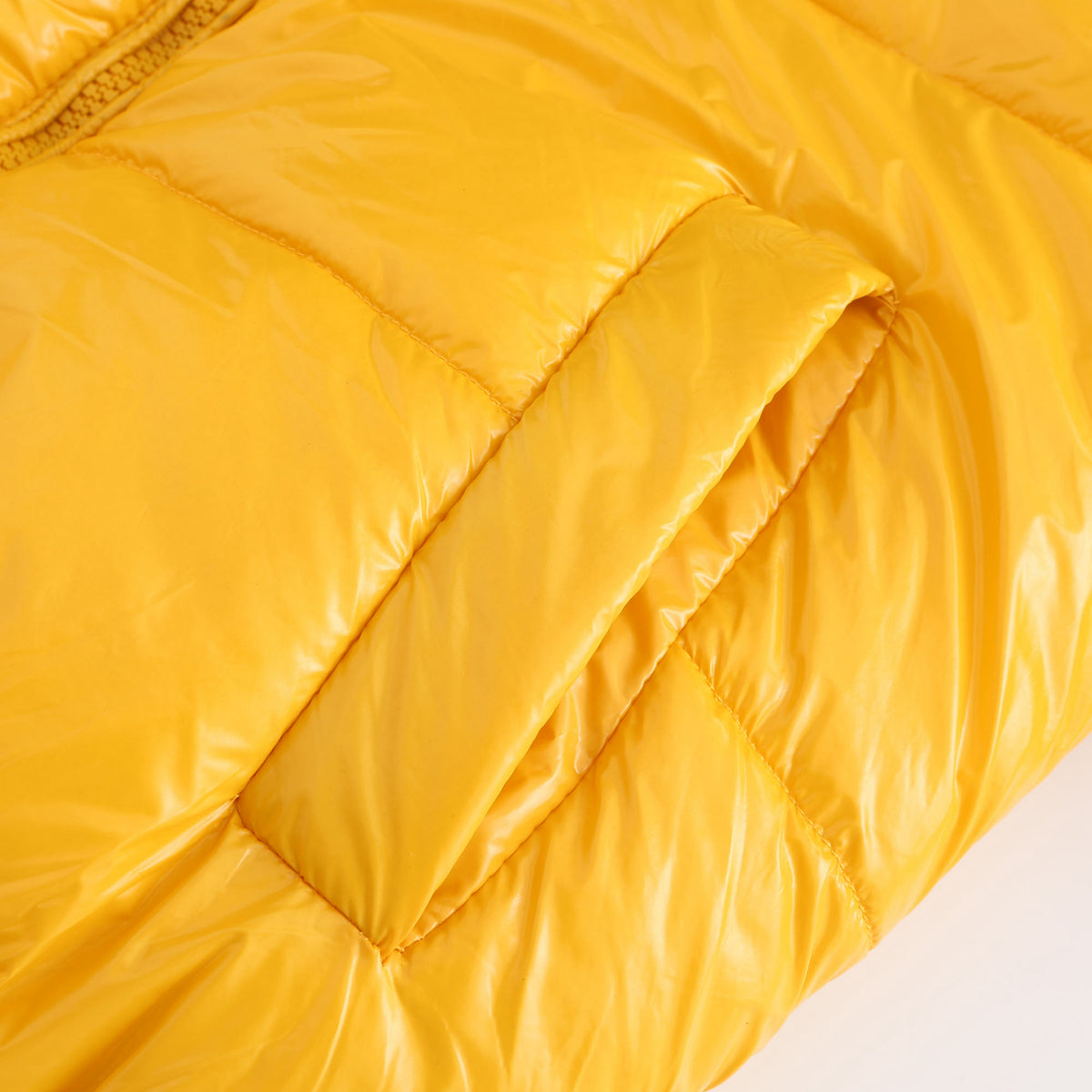 Glossy Hooded Cropped Puffer Jacket - Yellow - 7