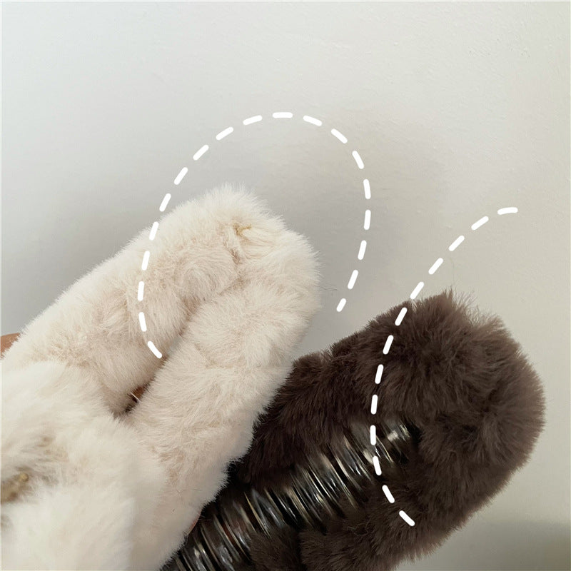Oversized Plush Knot Hair Claw Clip - view 1