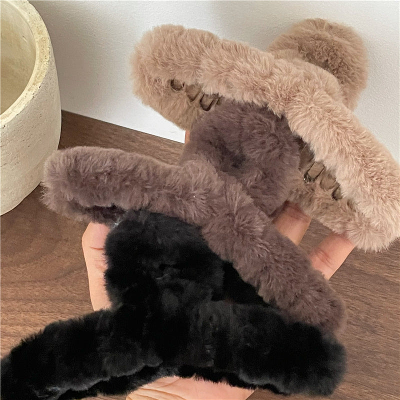 Oversized Plush Knot Hair Claw Clip - view 3