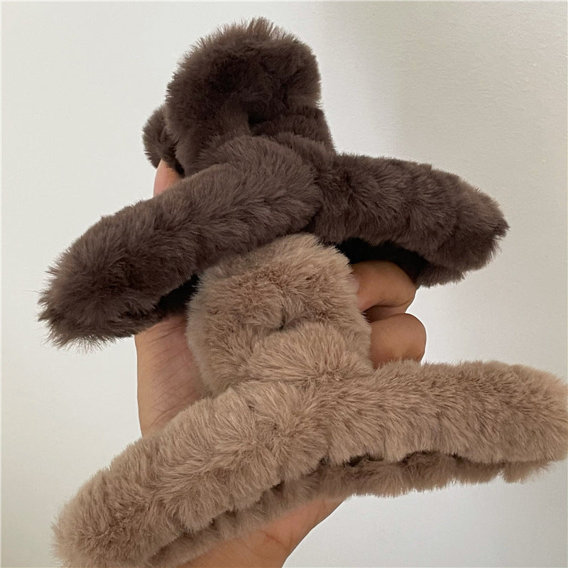 Oversized Plush Knot Hair Claw Clip - view 4