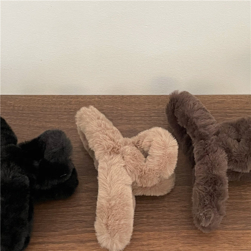 Oversized Plush Knot Hair Claw Clip - view 6