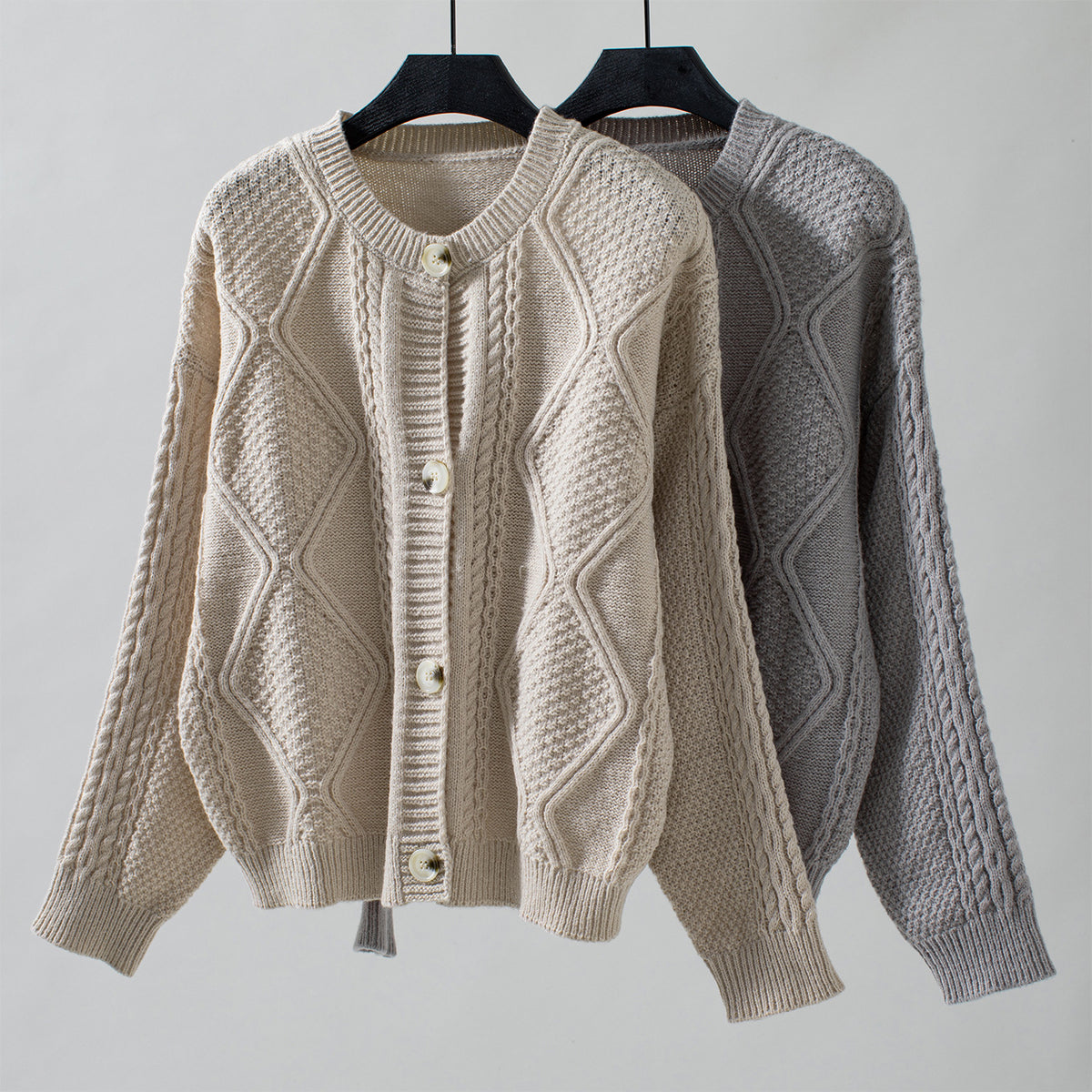 Cable Knit Button Front Cropped Cardigan - Grey - 3