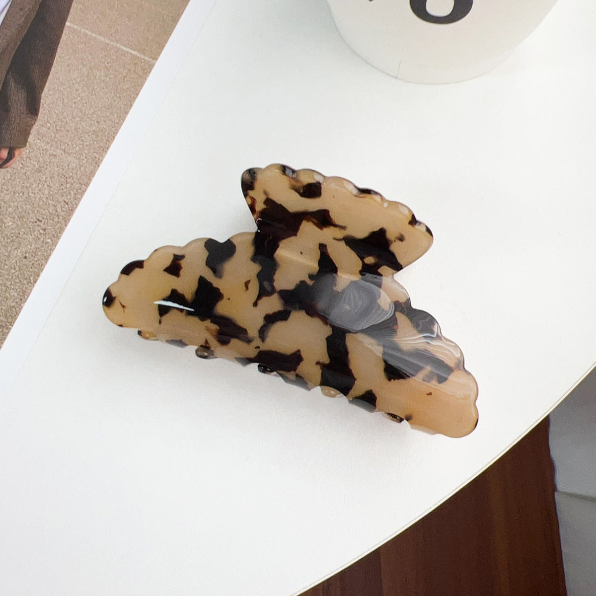 Ruffled Petal Edge Claw Hair Clip - Coffee