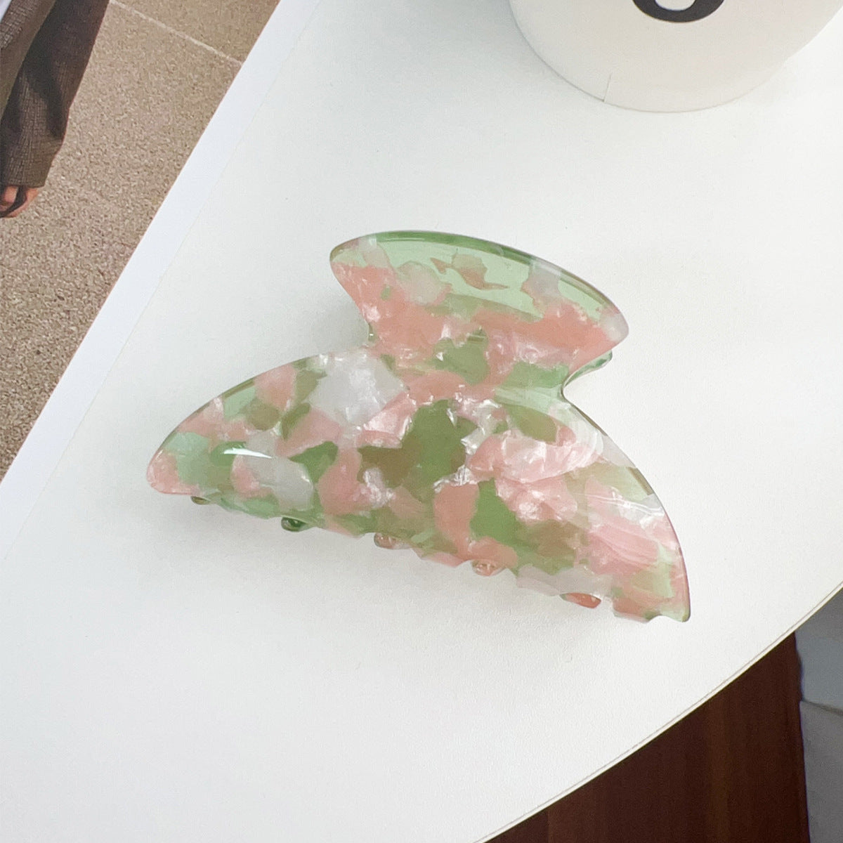 Ruffled Petal Edge Claw Hair Clip - Pink_green