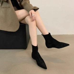 Pointed Toe Faux Suede Flat Ankle Boots - Black