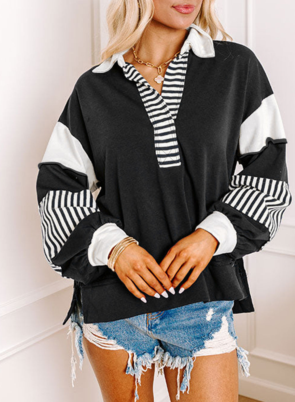 Striped Sleeve Colorblock Collared Sweatshirt - Black