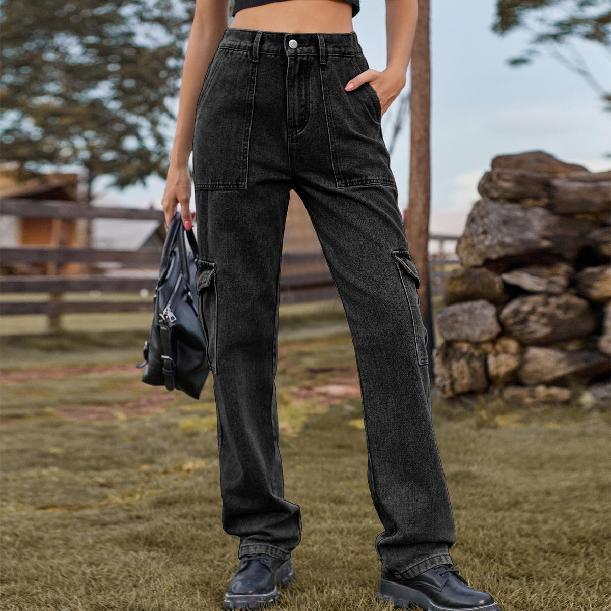 Straight Leg Cargo Jeans With Flap Pockets - Black