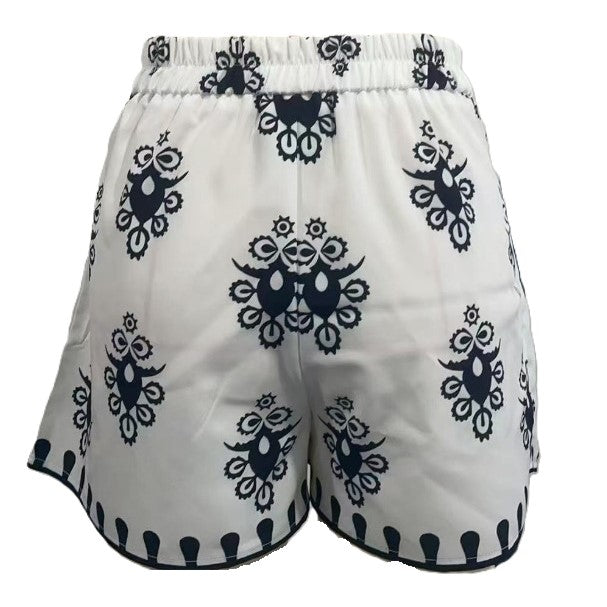 Boho Medallion Print Tie Waist Shorts - White_B - 2