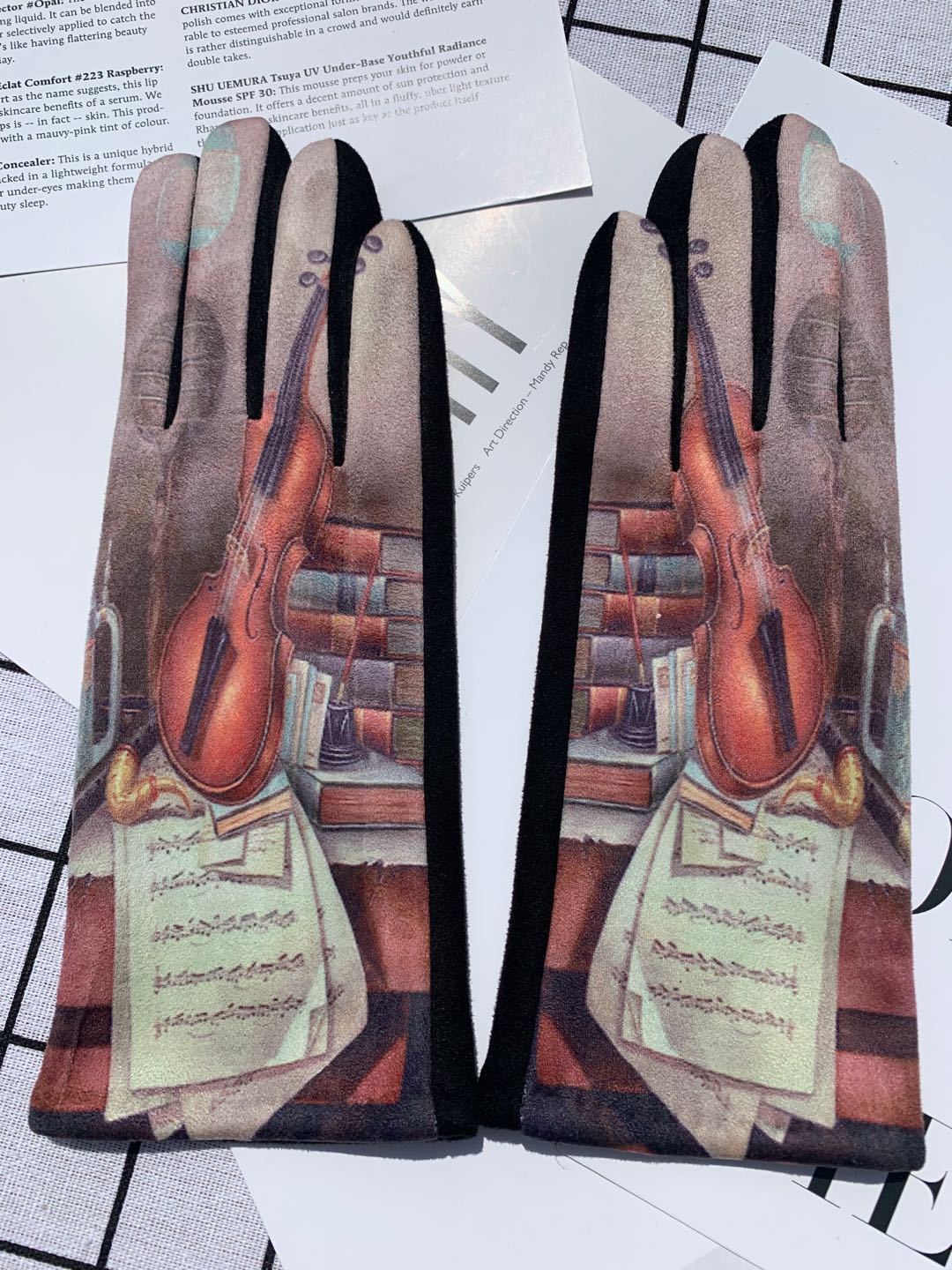 Classic Painting Print Touchscreen Gloves - Color_10