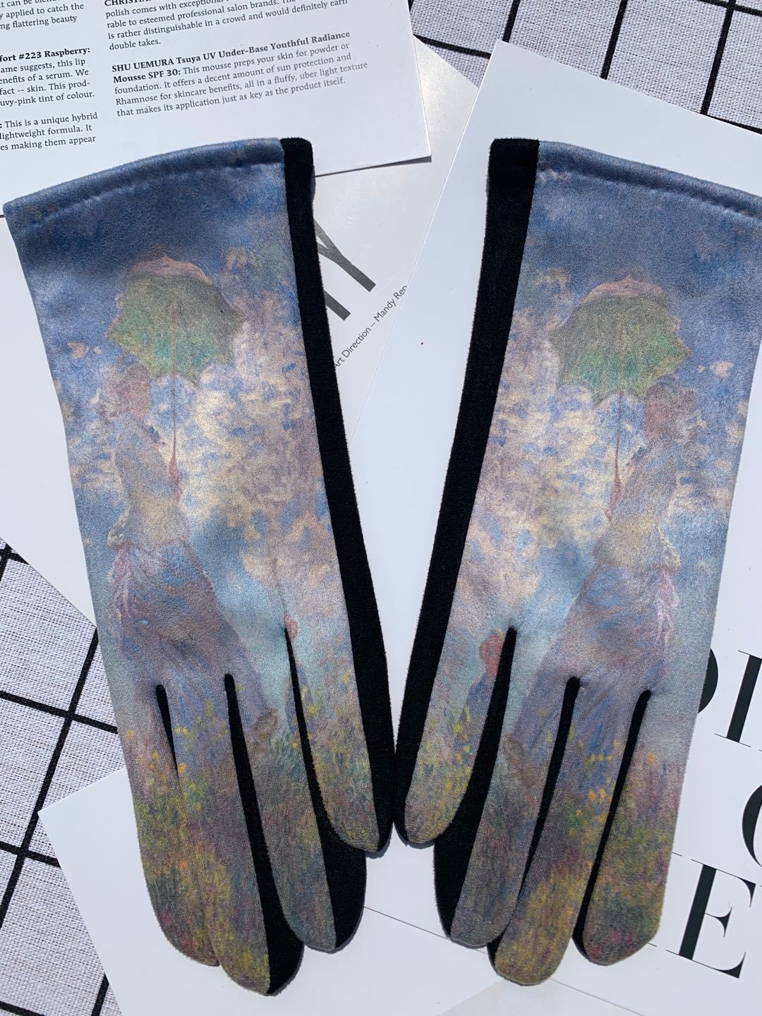 Classic Painting Print Touchscreen Gloves - Color_11