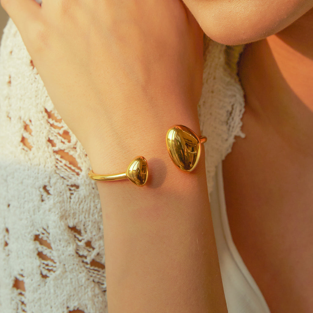 Pebble Terminal Thin Wire Cuff Bracelet - Gold - 2