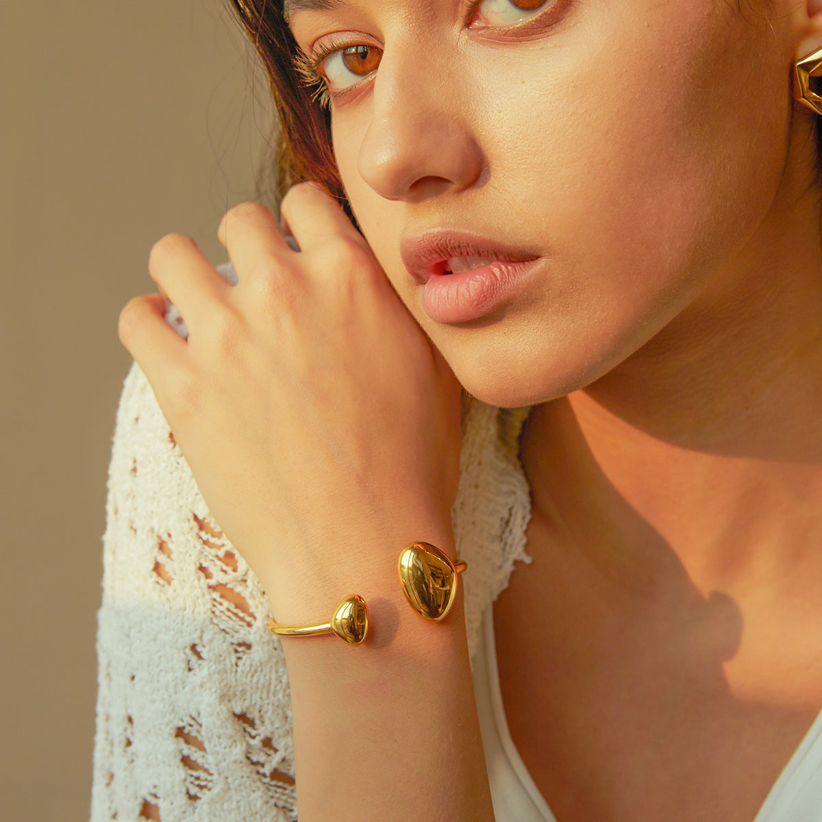 Pebble Terminal Thin Wire Cuff Bracelet - Gold - 3
