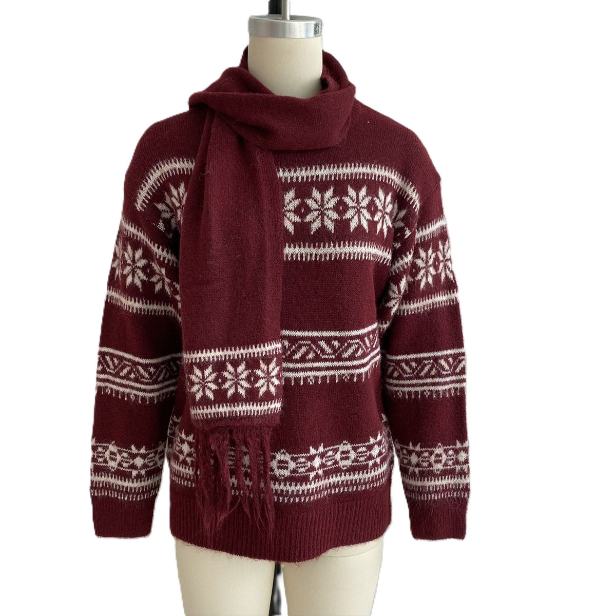 Snowflake Fair Isle Knit Sweater With Fringe Scarf - Red
