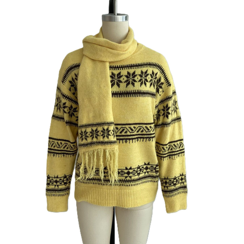 Snowflake Fair Isle Knit Sweater With Fringe Scarf - Yellow