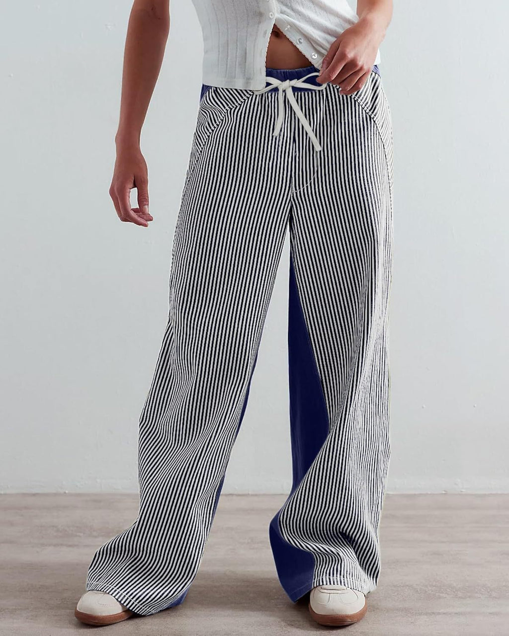 Striped Panelled Low Rise Wide Leg Jeans - Blue