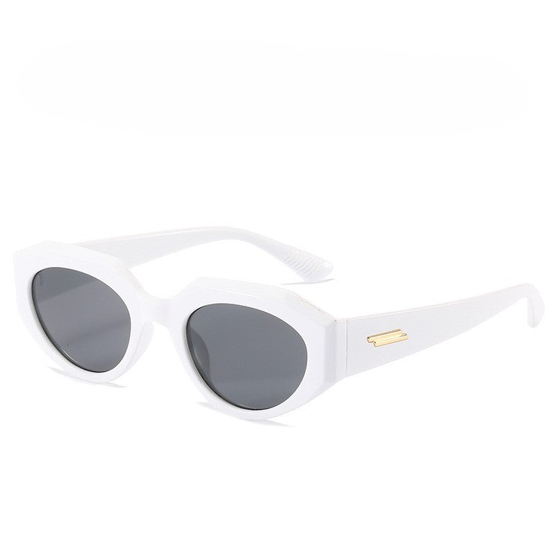 Faceted Chunky Oval Frame Sunglasses - White