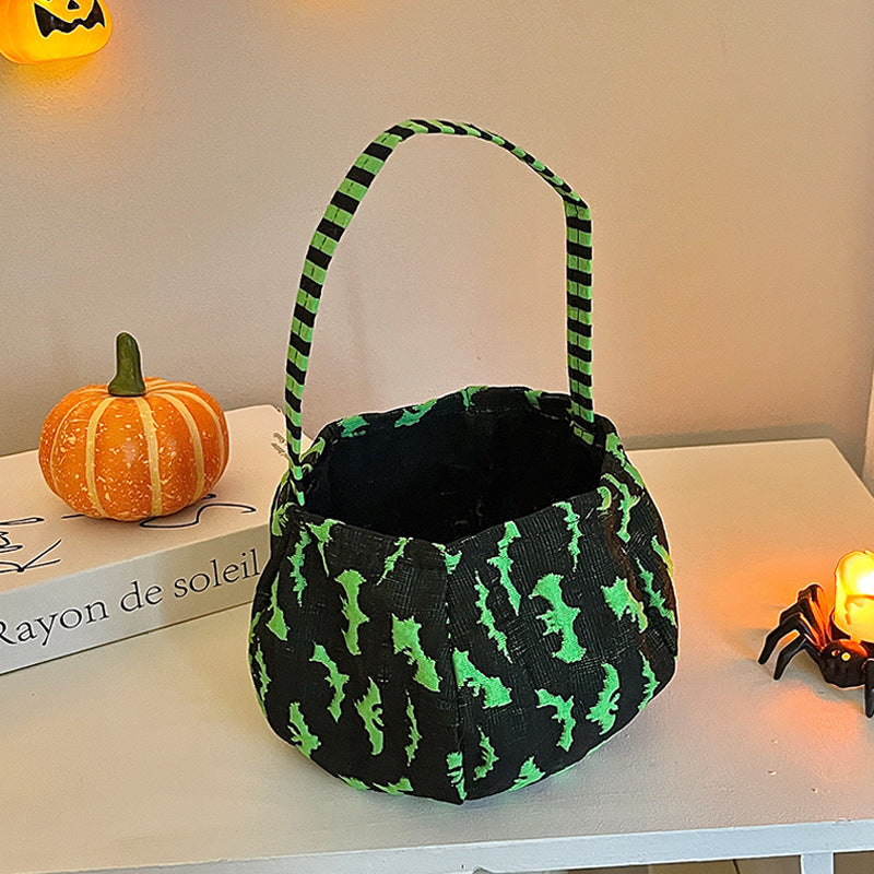 Skull And Bat Print Trick Or Treat Bag - Green_Bat