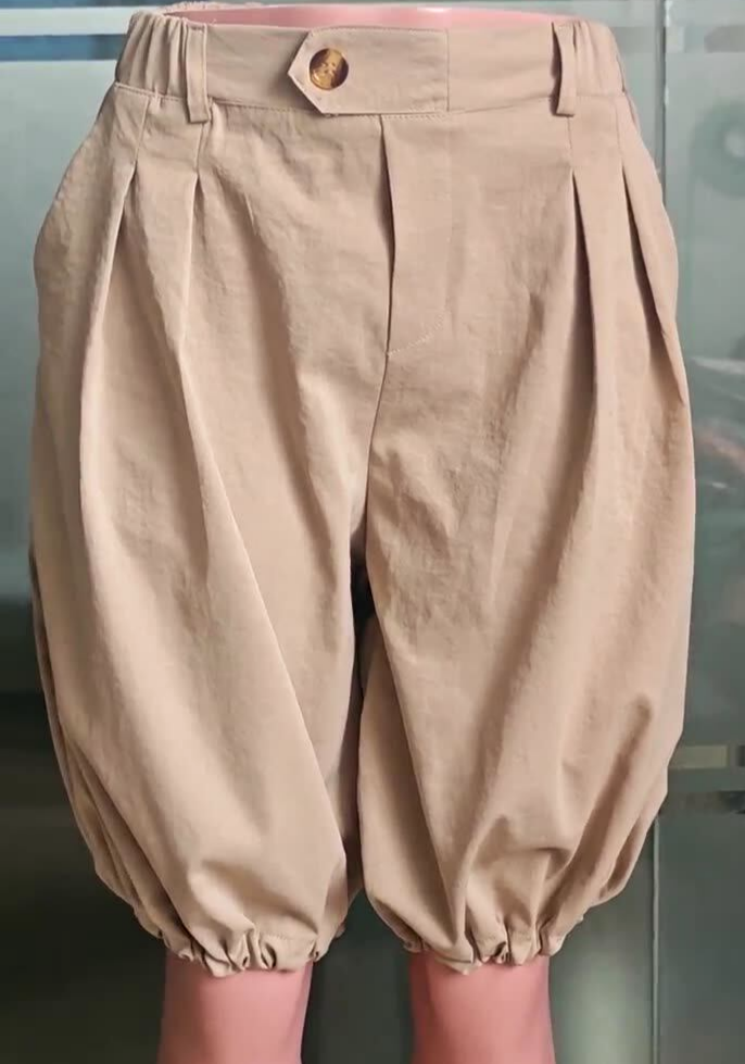 Pleated Bloomer Shorts With Cuffed Hem - Khaki