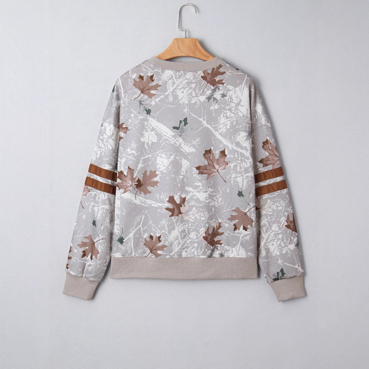 Autumn Leaf Print Sweatshirt With Striped Sleeves - camo - 7