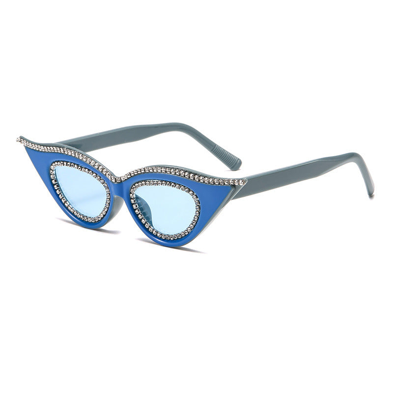 Pointed Retro Cat Eye Crystal Sunglasses - Blue