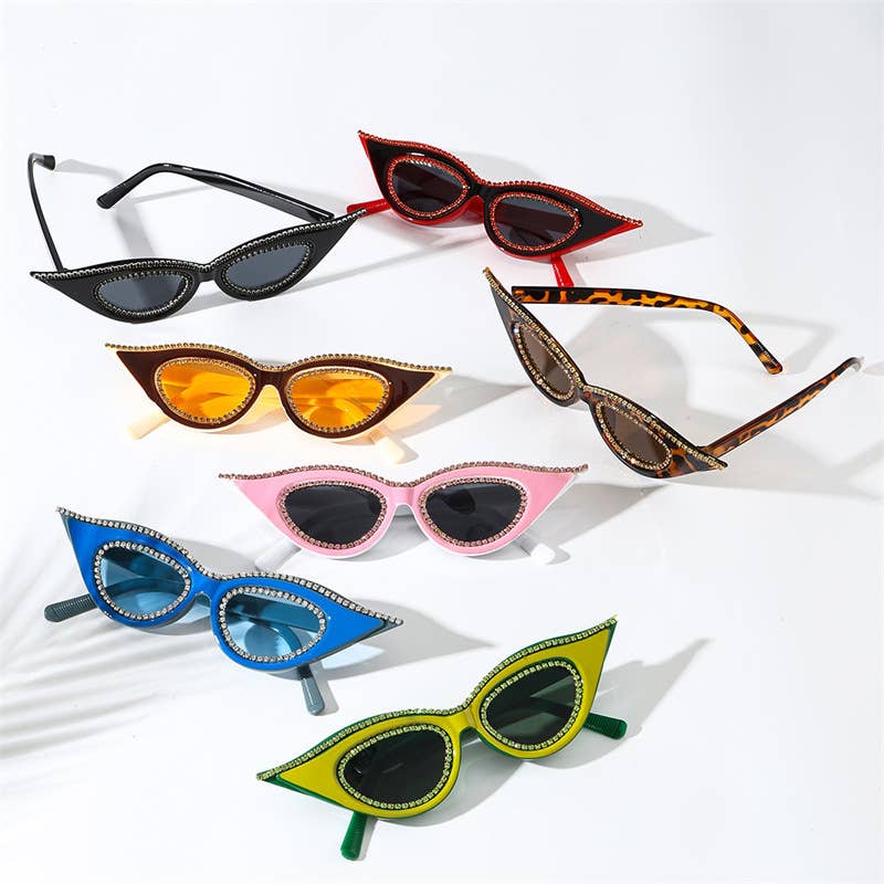 Pointed Retro Cat Eye Crystal Sunglasses