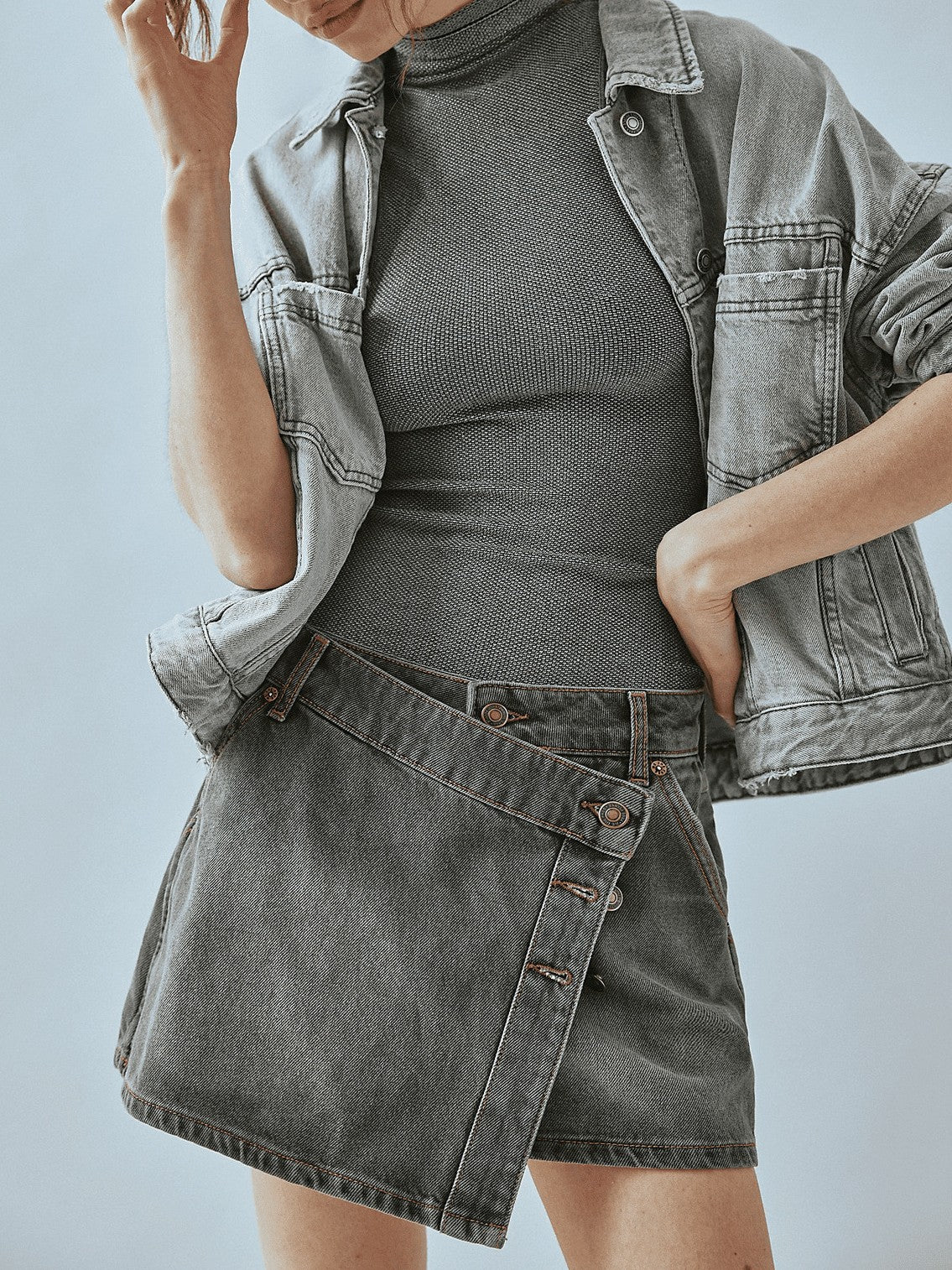 Buttoned Wrap Front Denim Mini Skirt - Grey - 5