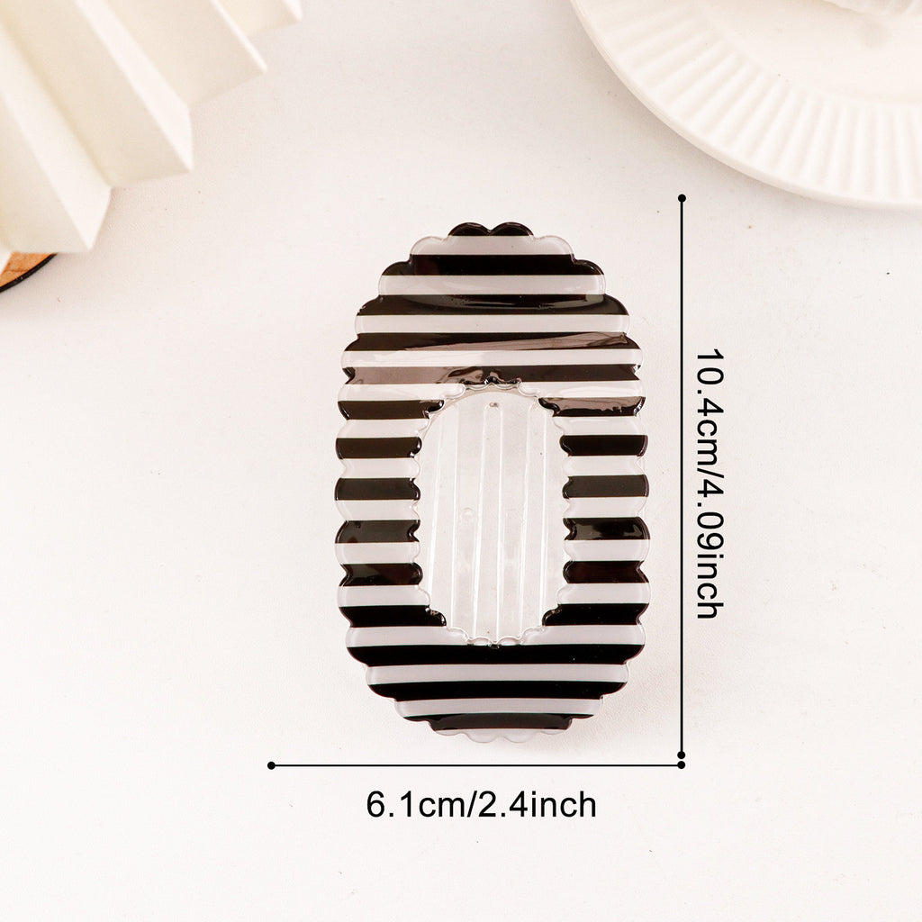Oversized Hair Claw Clip With Open Center - Black