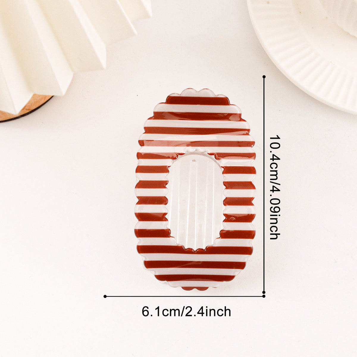 Oversized Hair Claw Clip With Open Center - DarkBrown