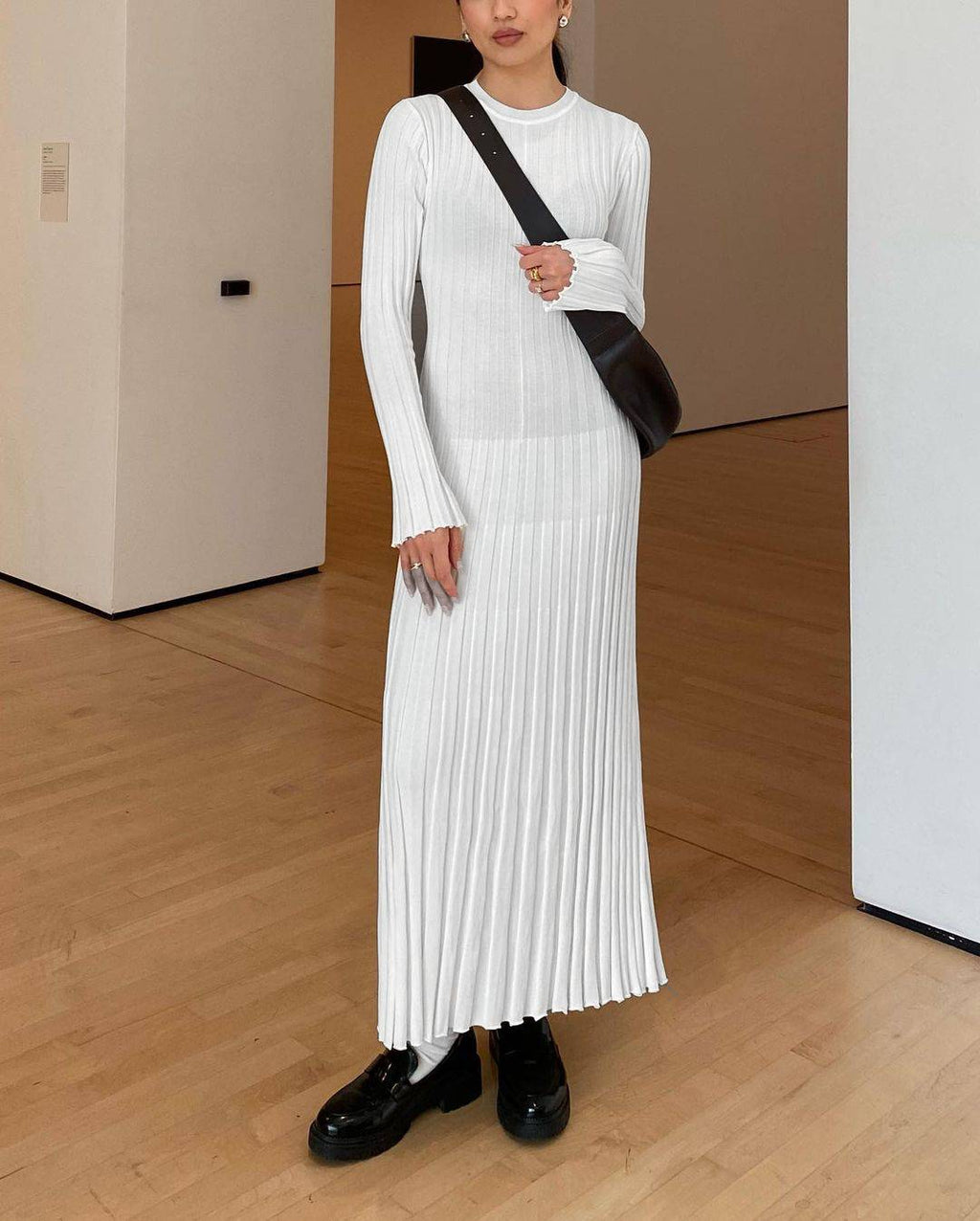 Long Sleeve Ribbed Knit Flared Hem Maxi Dress - White