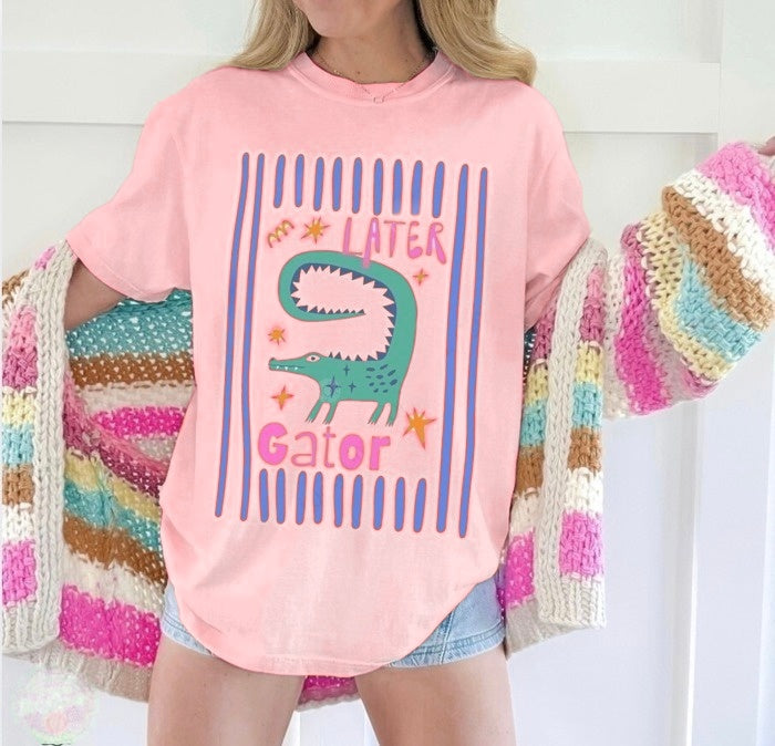 Alligator Graphic Boxy Tee With Curved Hem - Pink