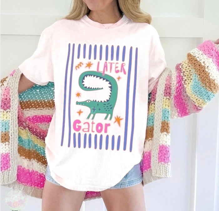 Alligator Graphic Boxy Tee With Curved Hem - White