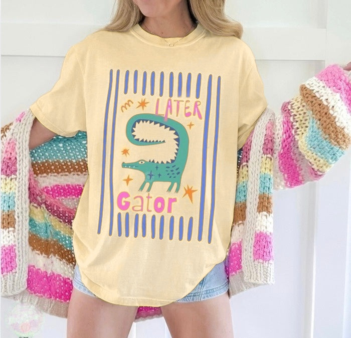 Alligator Graphic Boxy Tee With Curved Hem - Yellow