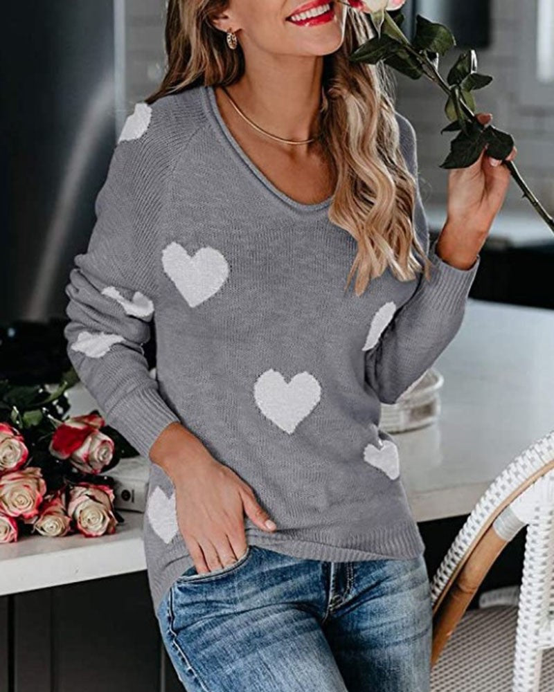 Heart Motif V Neck Pullover Sweater - Grey