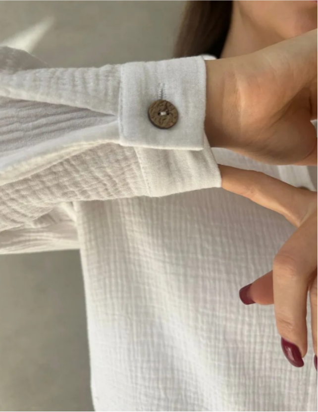 Oversized Crinkle Cotton Shirt With Wooden Buttons - White - 5