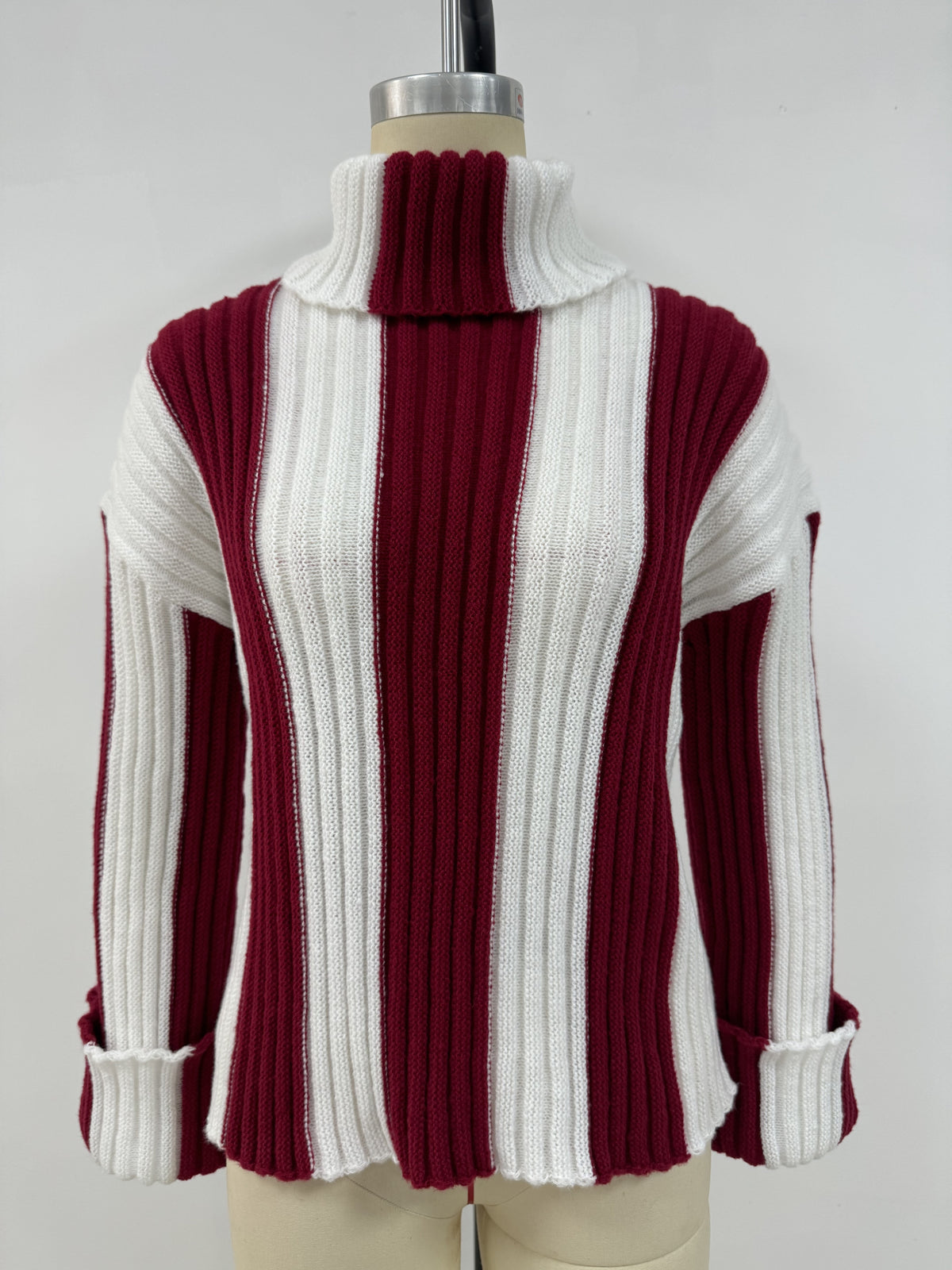 Colorblock Ribbed Turtleneck Knit Sweater - Red - 1