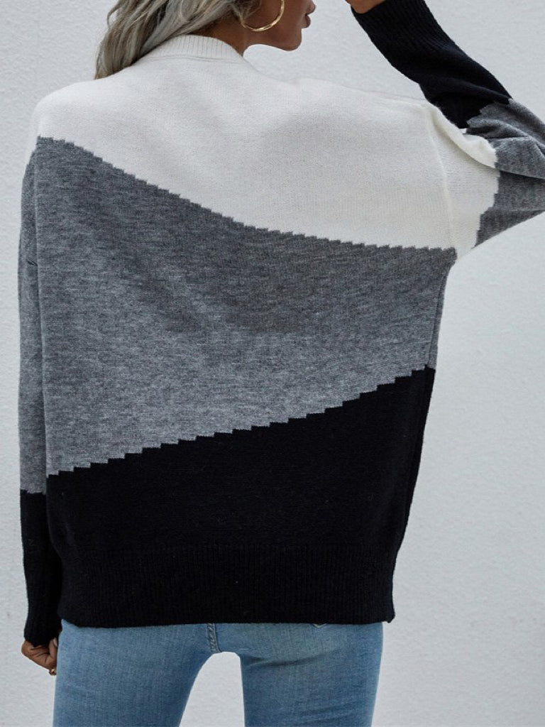 Diagonal Colorblock Crew Neck Knit Sweater - White - 2